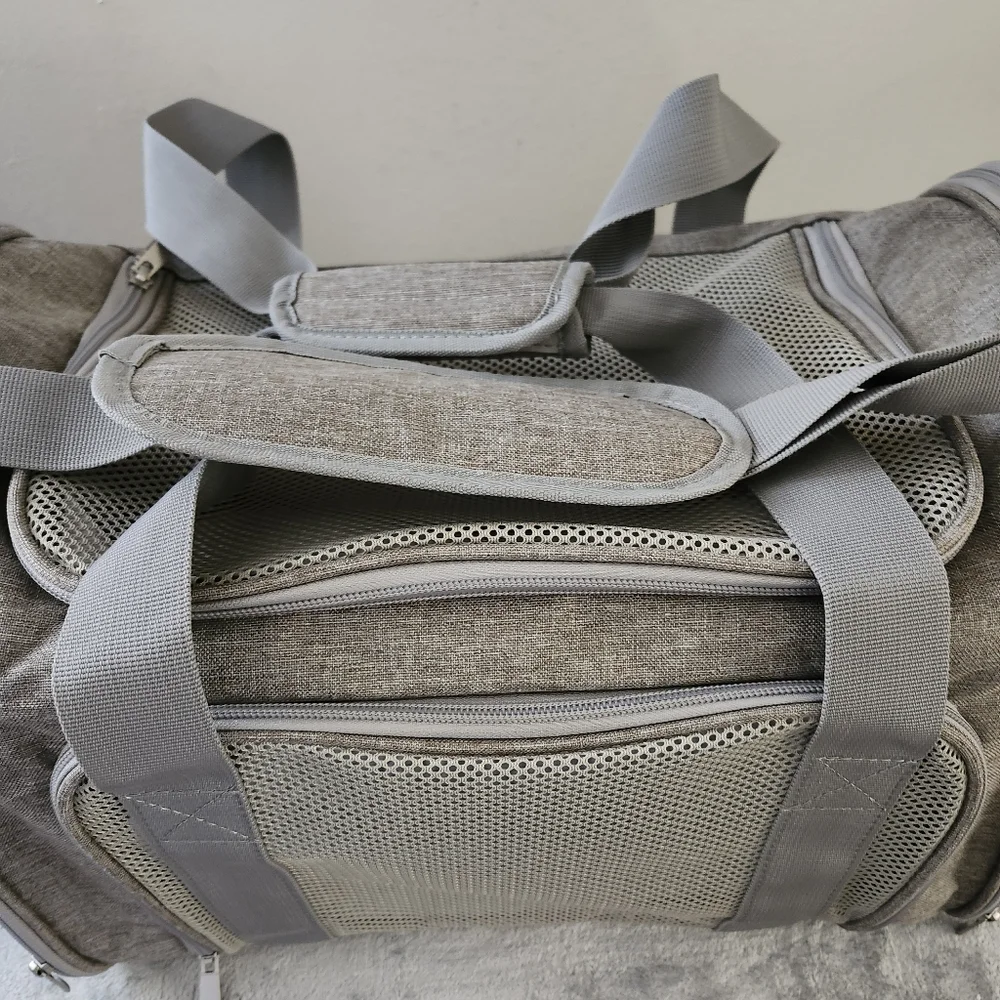 Collapsible Pet Carrier w/ Adjustable Strap Color:Gray